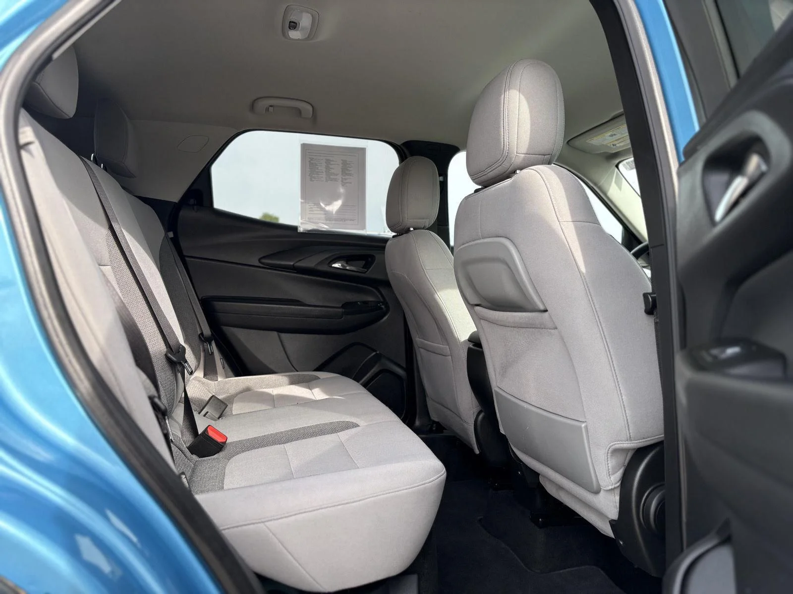 Used 2025 Marina Blue Metallic Chevrolet LT image 14