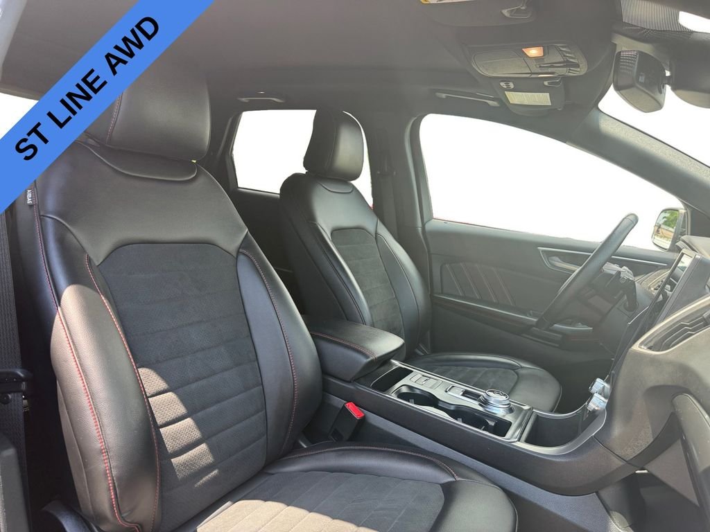 Used 2022 Black Ford ST Line image 15
