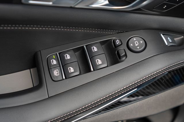 New 2027 Black Sapphire Metallic BMW M60i image 21