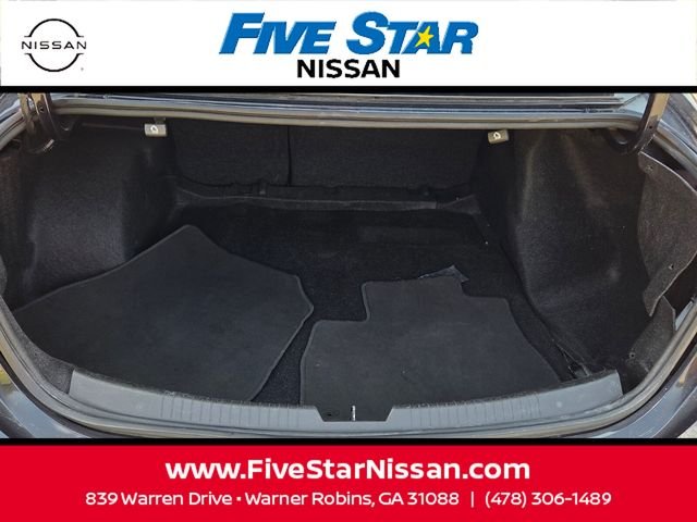 Used 2023 Gray Chevrolet LT image 13