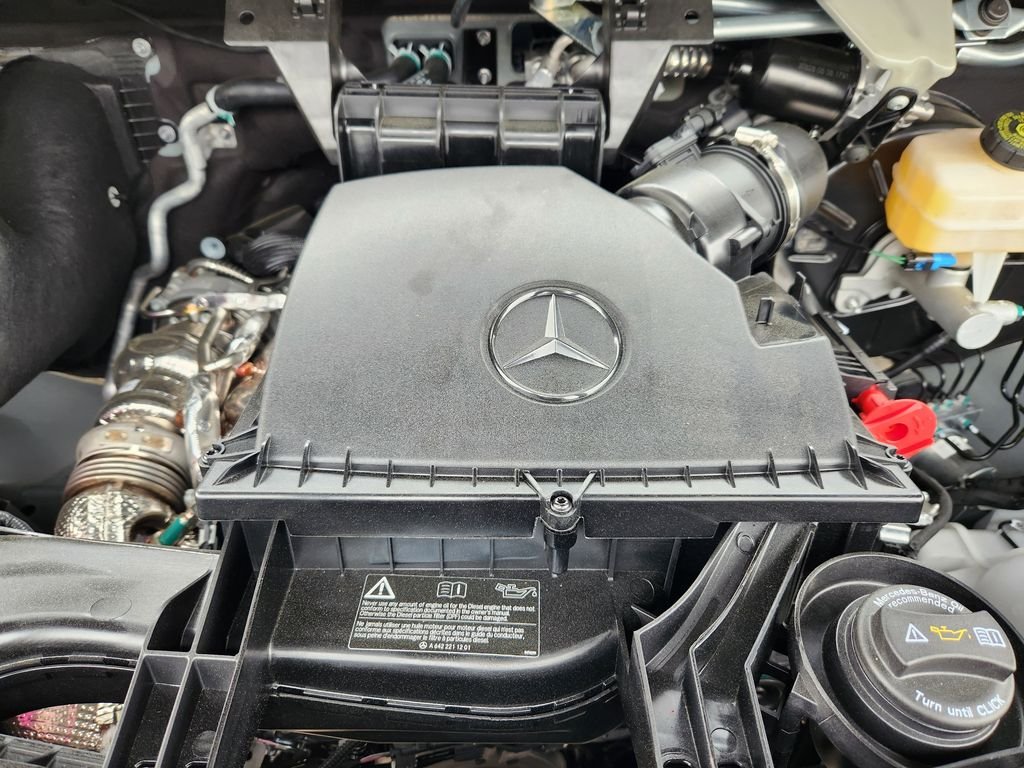 New 2026 Stone Grey Mercedes-Benz CARGO image 19
