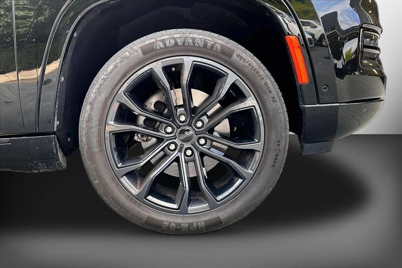 Used 2024 Black Jeep Series II image 35