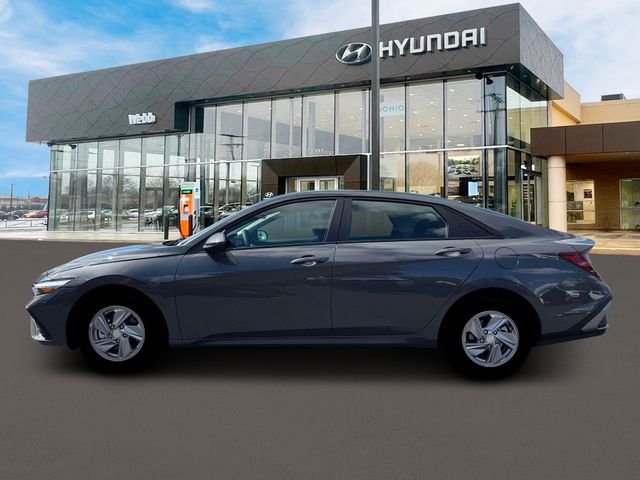 New 2026 Gray Hyundai SE image 3