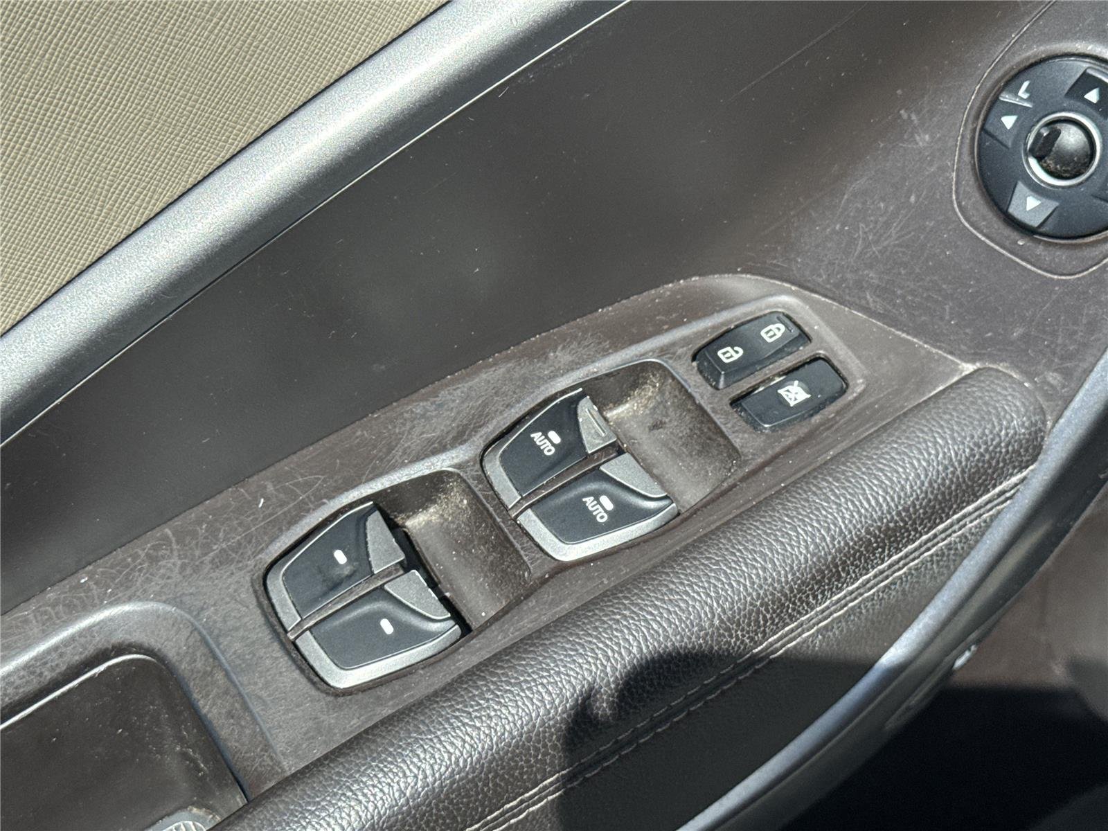Used 2017 Canyon Copper Hyundai 2.4L image 19