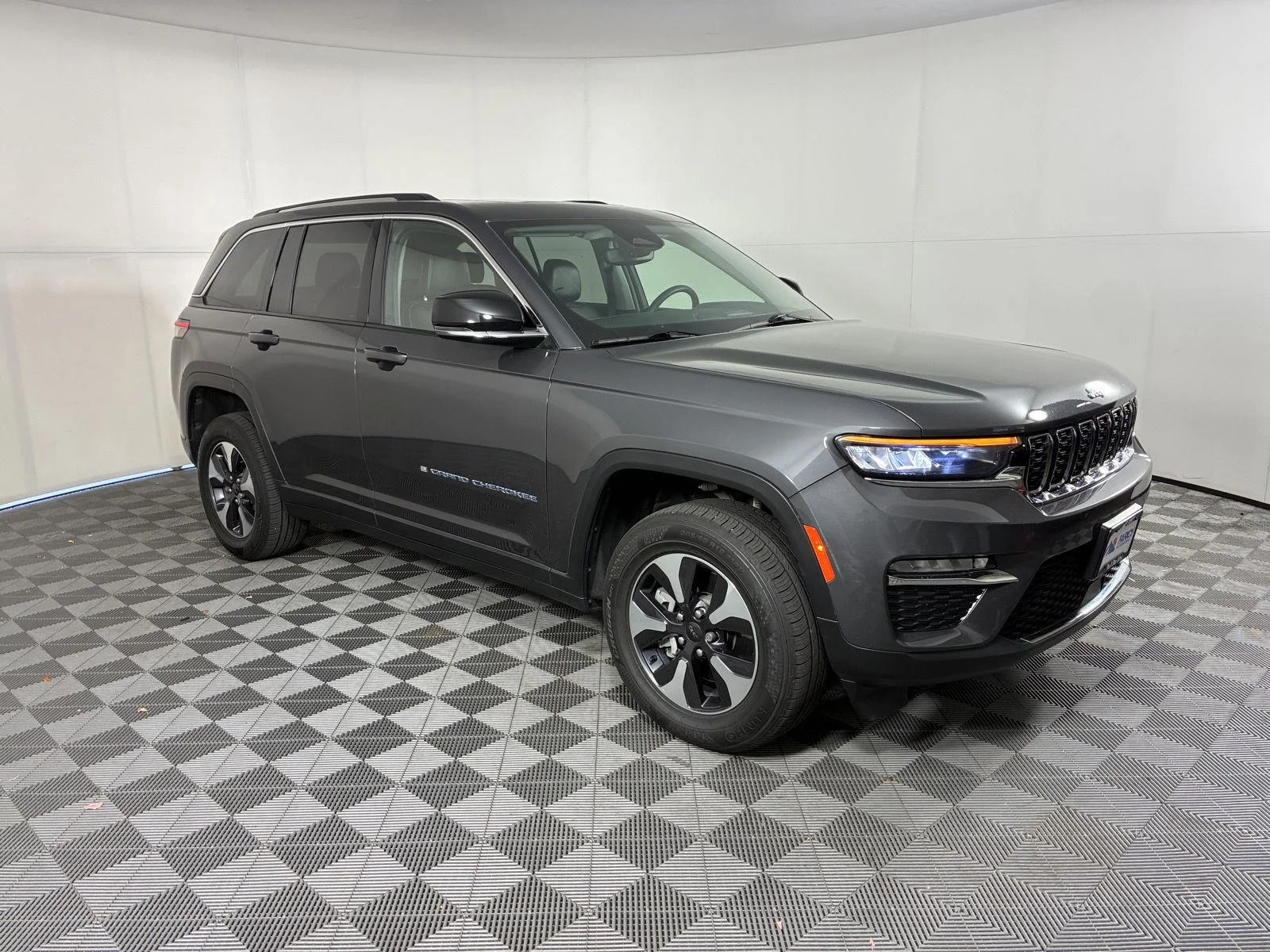 Used 2024 Baltic Gray Metallic Clearcoat Jeep 4xe image 2