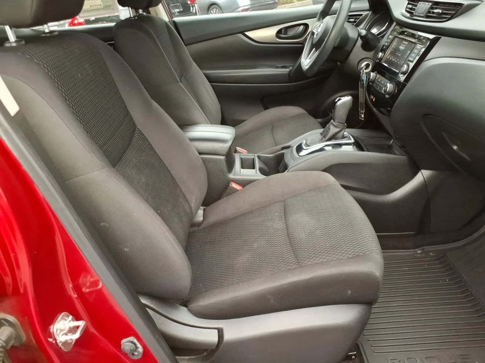 Used 2019 Scarlet Ember Tintcoat Nissan S image 19