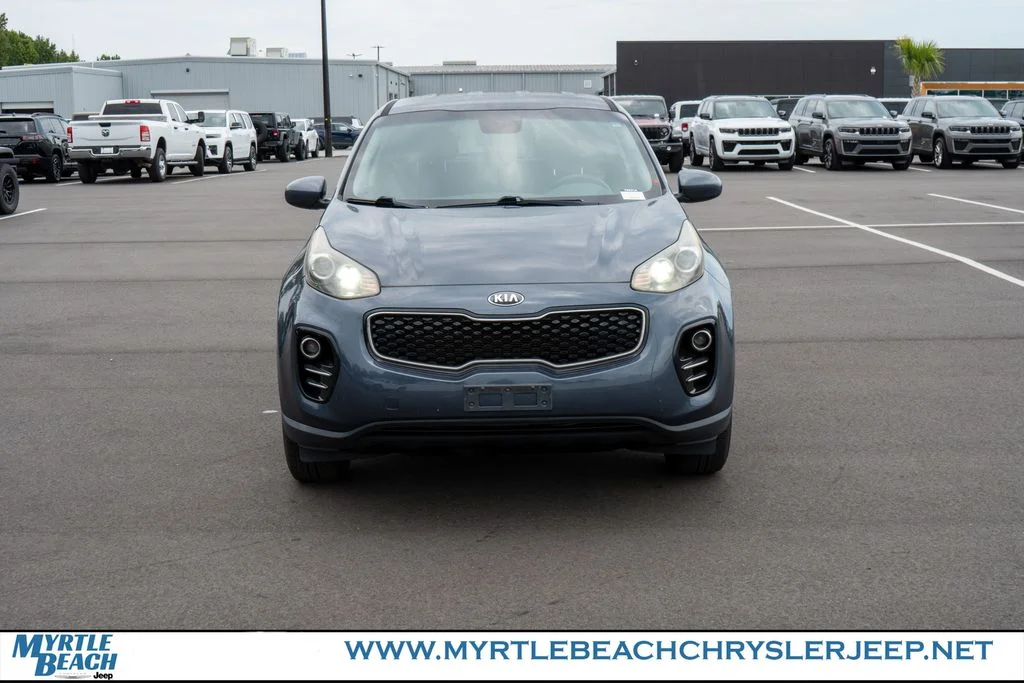 Used 2019 Pacific Blue Kia LX image 9