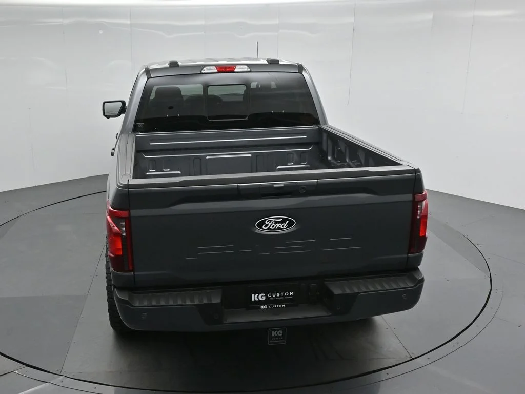 New 2026 Gray Ford XLT image 40