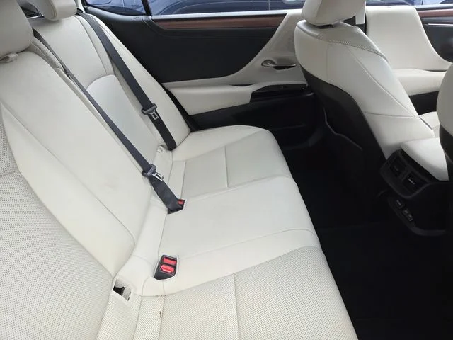 Certified Used 2025 Black Lexus 350 image 4