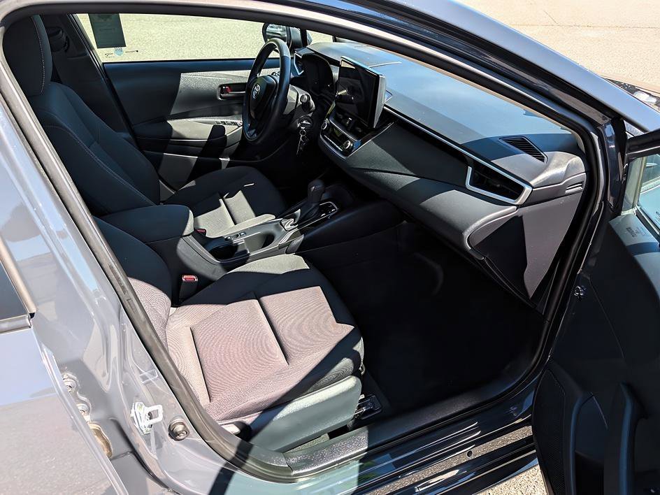 Used 2025 Underground Toyota LE image 12