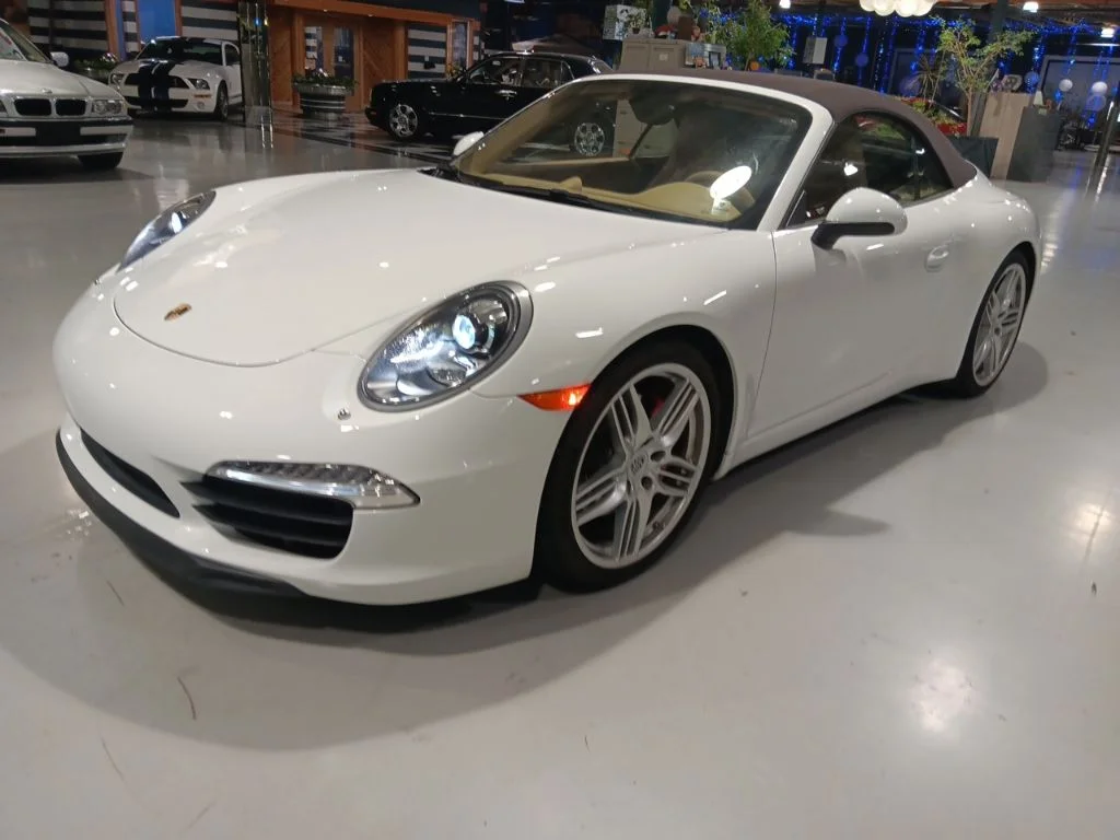 Used 2014 White Porsche  image 4
