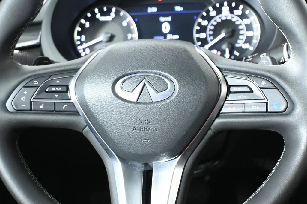 Certified Used 2023 White INFINITI SPORT image 19