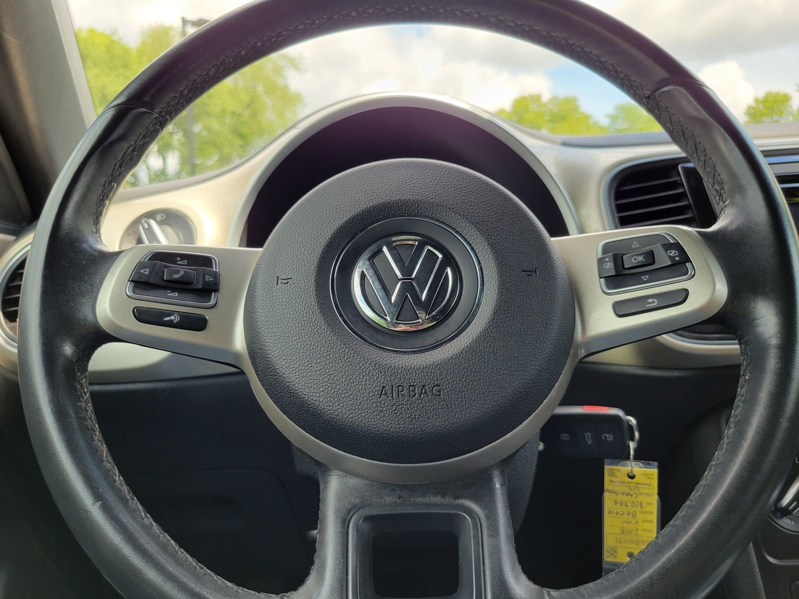 Used 2015 Silver Volkswagen 1.8T image 9