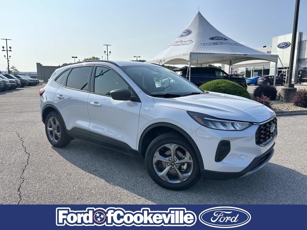 Used 2025 Silver Metallic Ford ST-Line image 1