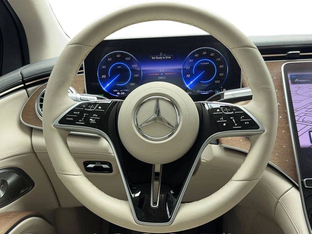 Used 2023 White Mercedes-Benz 450 image 18