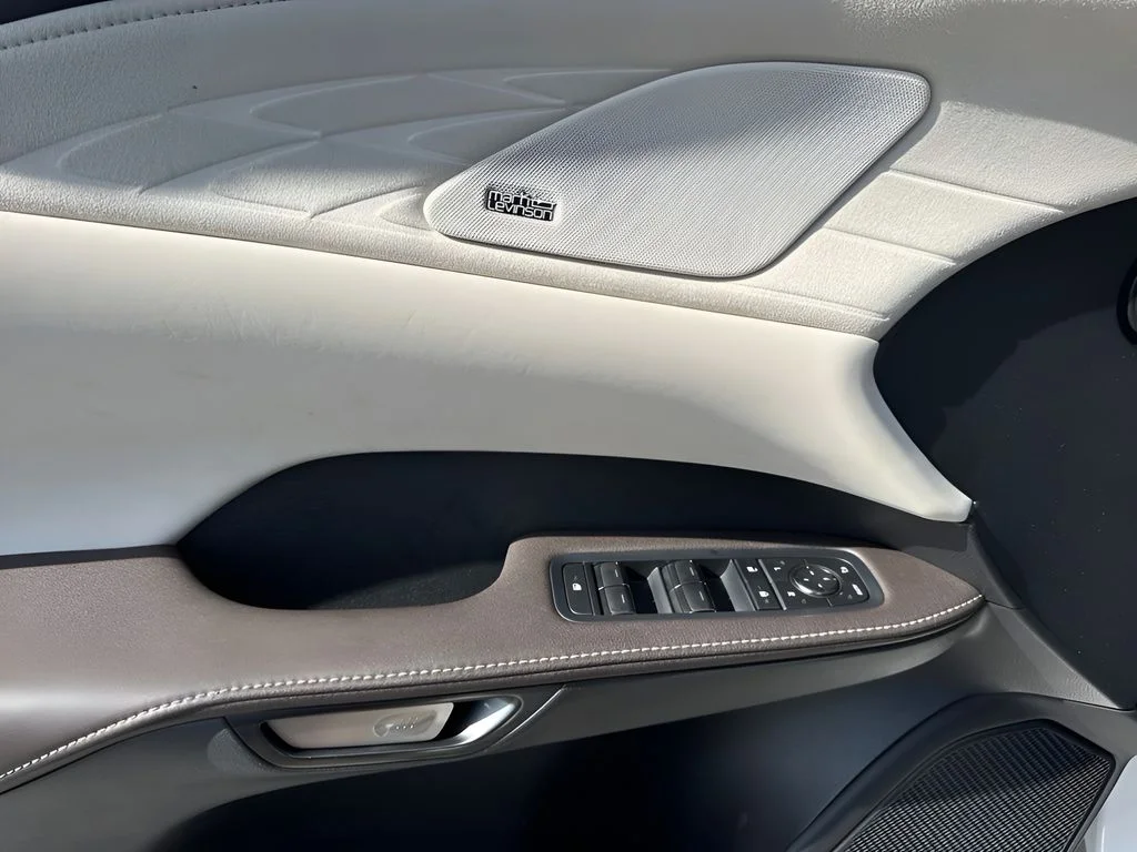 Used 2024 White Lexus 350 Luxury image 26