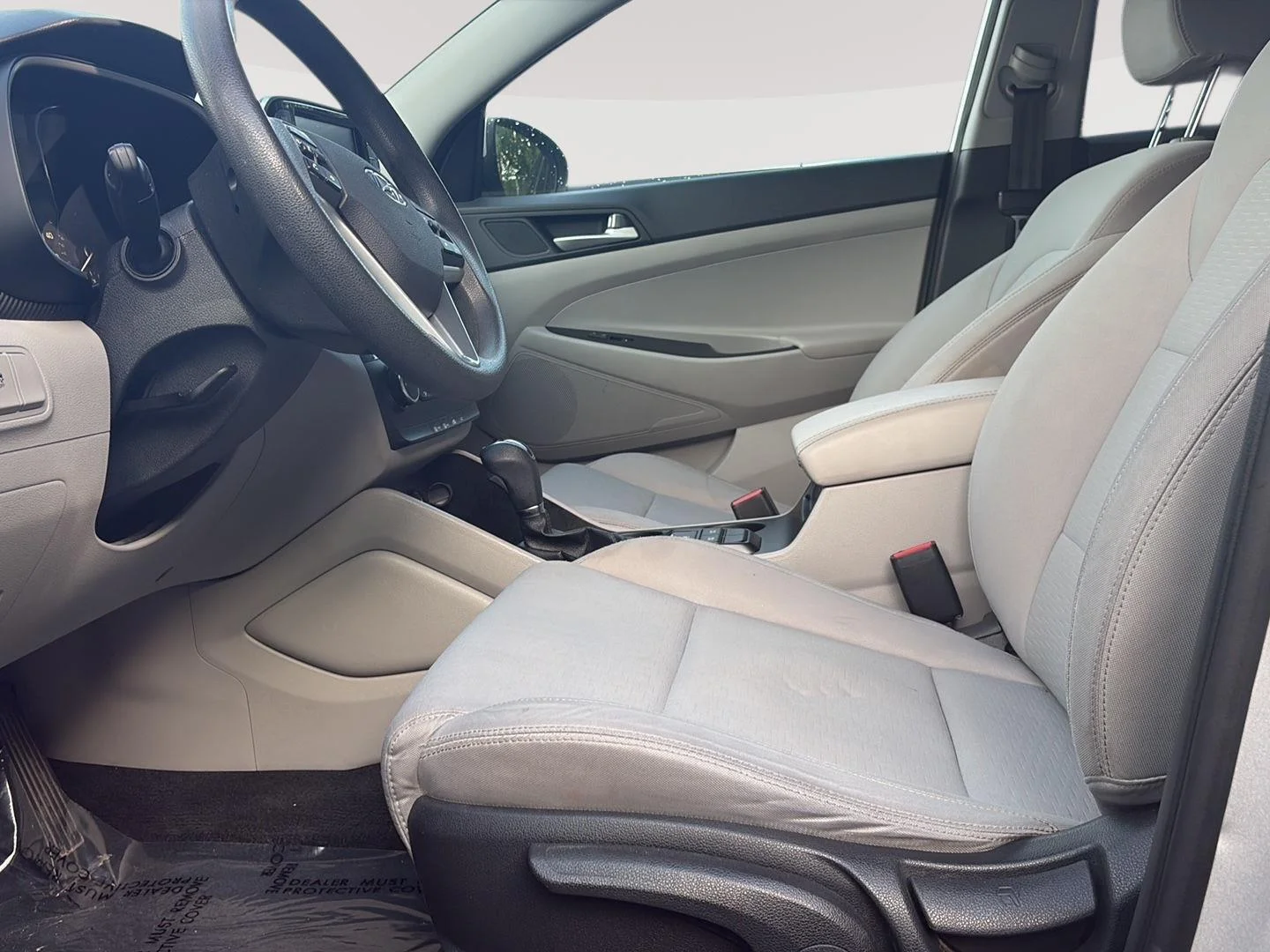 Certified Used 2019 WHITE Hyundai SE image 15