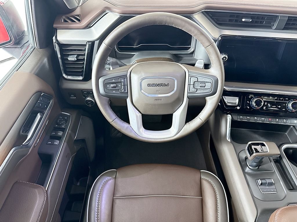 Used 2024 Red GMC Denali image 10