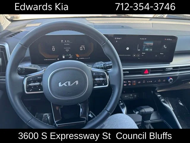 2025 Kia Sorento S - Photo 15