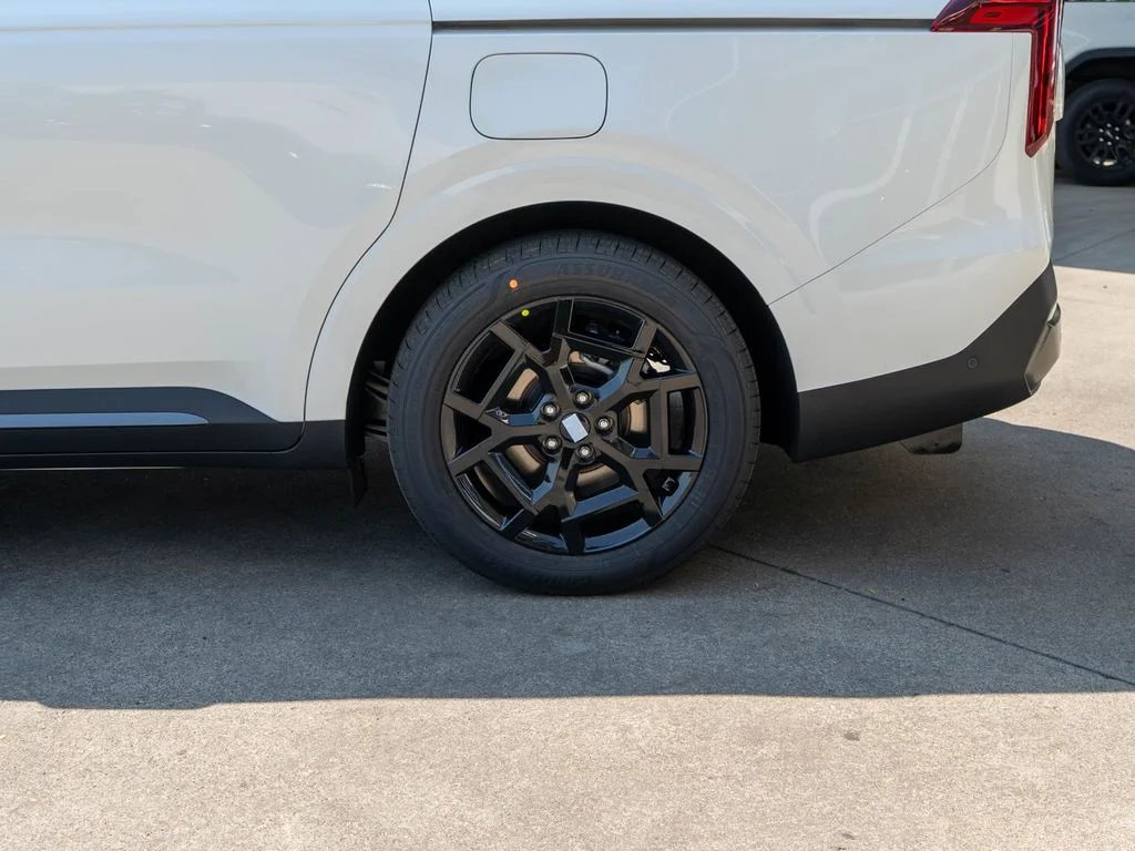 New 2027 Snow White Pearl Kia SX image 33