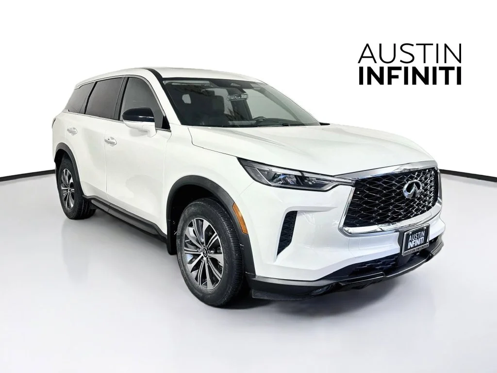 Certified Used 2023 White INFINITI PURE image 1