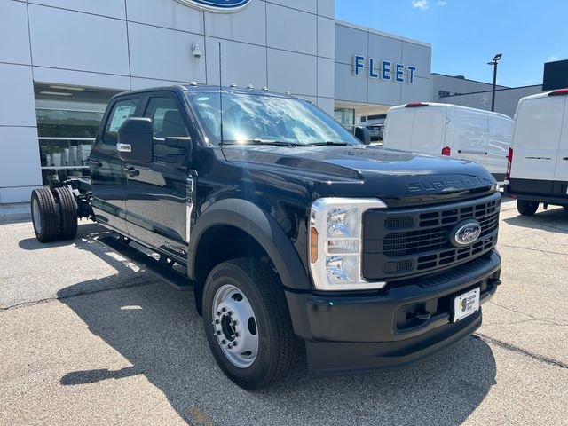 New 2026 Agate Black Metallic Ford F-550® XL image 1