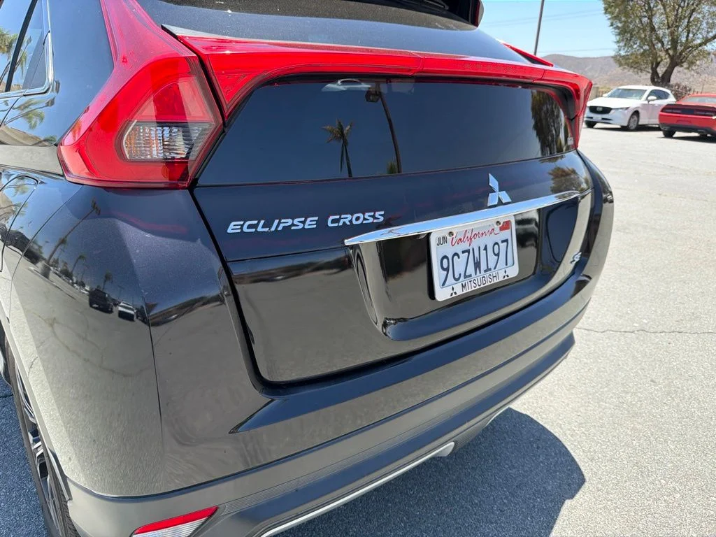 Used 2020  Mitsubishi SE image 13