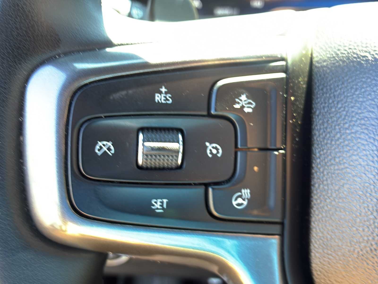 2023 Chevrolet Silverado 1500 ZR2 - Photo 22