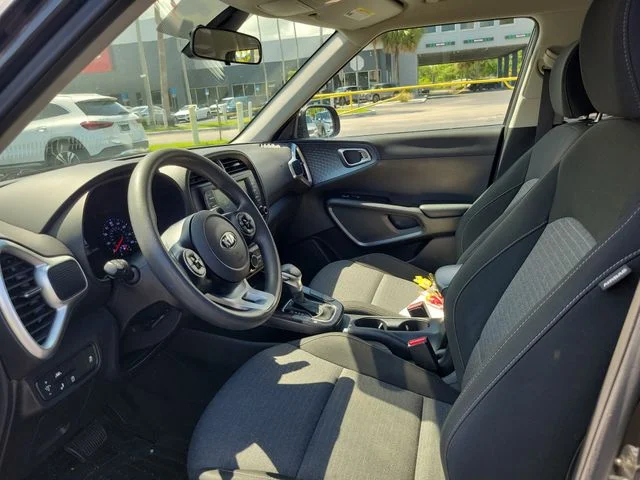 Used 2021 Black Kia S image 14