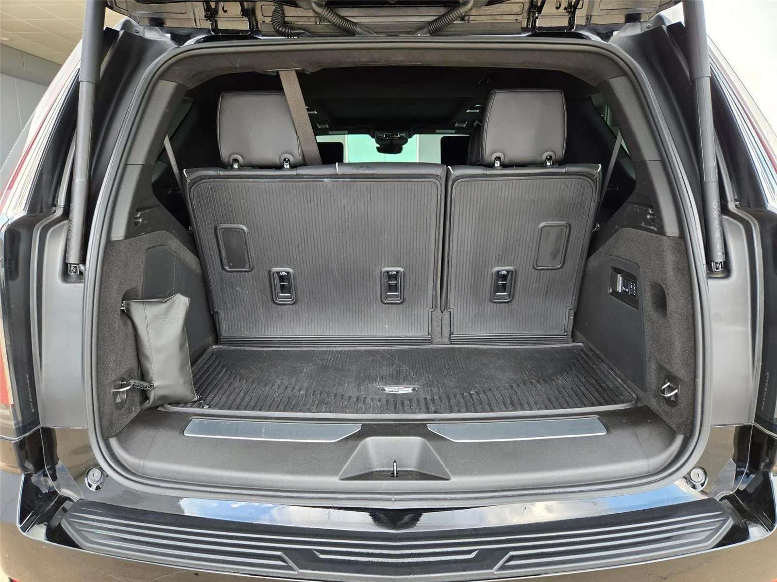 Used 2025 Black Raven Cadillac AWD V-Series image 38