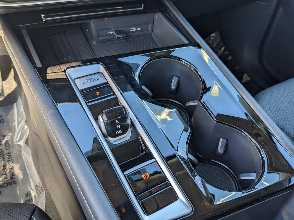 2026 Volkswagen Atlas SE w/Tech - Photo 23