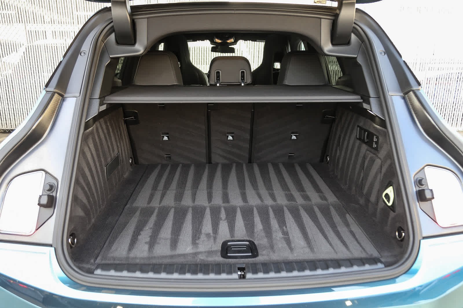 2025 BMW iX 50 - Photo 21