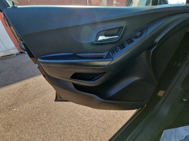 Used 2022 Black Chevrolet LT image 26