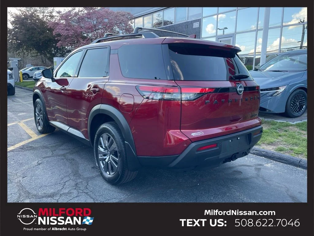 Certified Used 2023 Red Nissan SV image 3