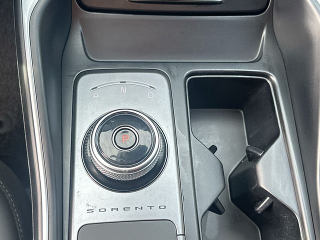 Certified Used 2024 Silky Silver Kia EX image 17