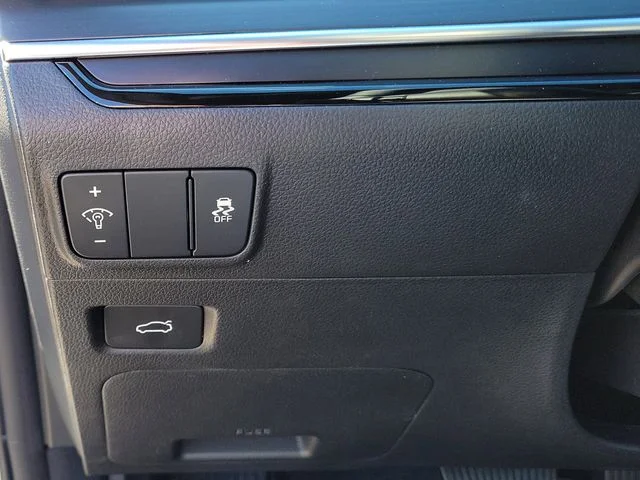 New 2026 Wolf Gray Kia GT-Line FWD image 10