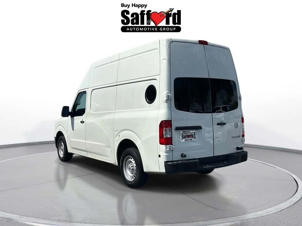 Used 2019 White Nissan S image 5
