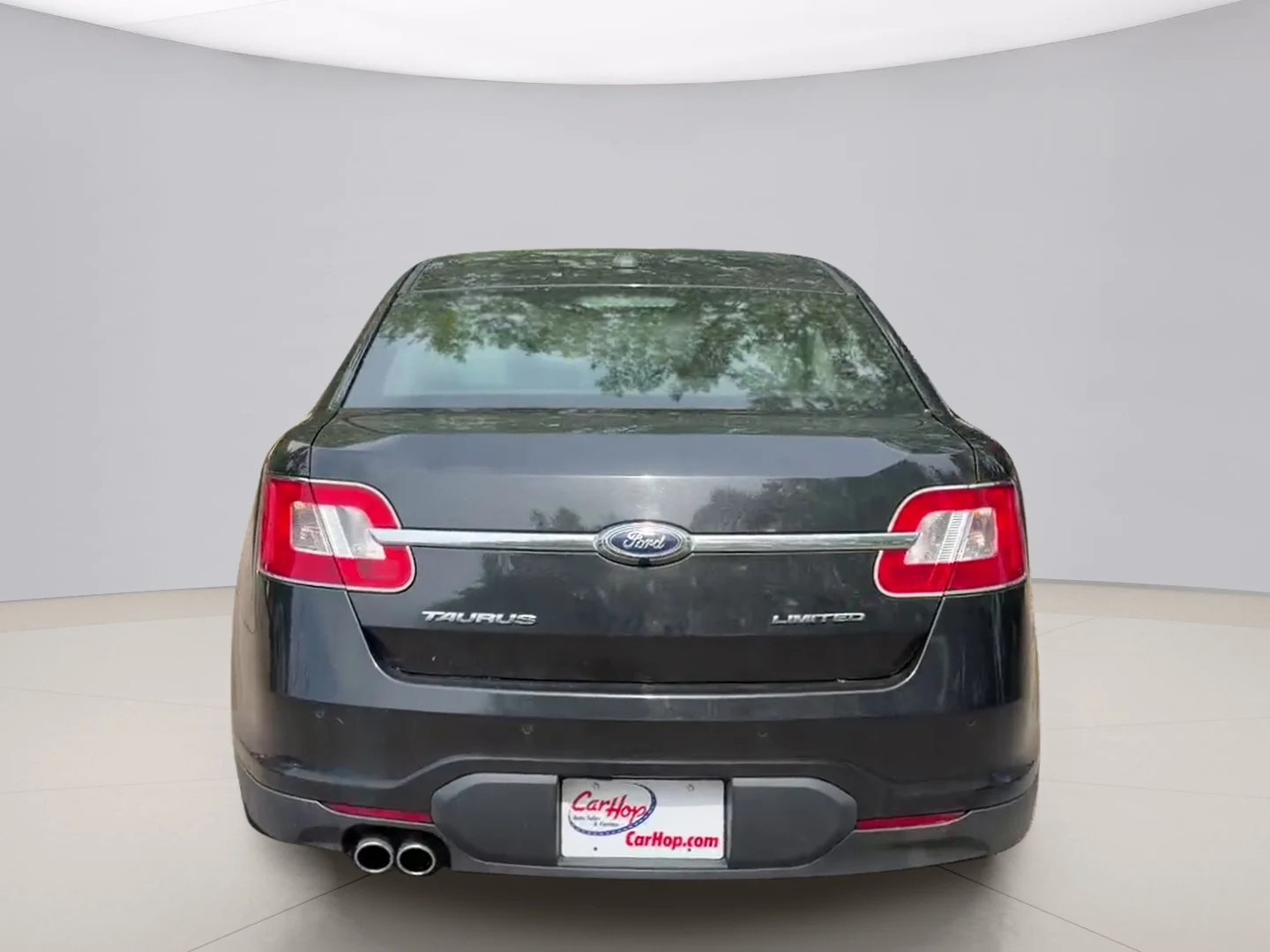 Used 2011 Black Ford LIMITED image 3