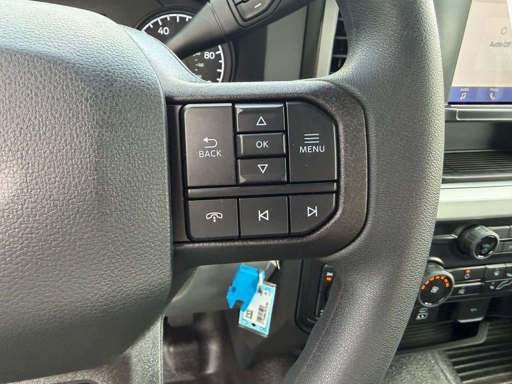 New 2026 Oxford White Ford F-250® XL image 9