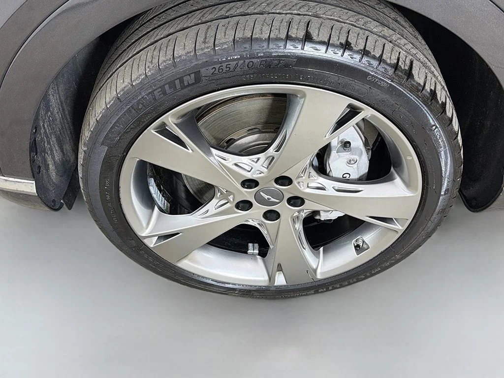 Used 2024 Makalu Gray Genesis 3.5T image 23
