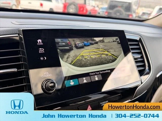 Used 2022 White Honda Elite image 27