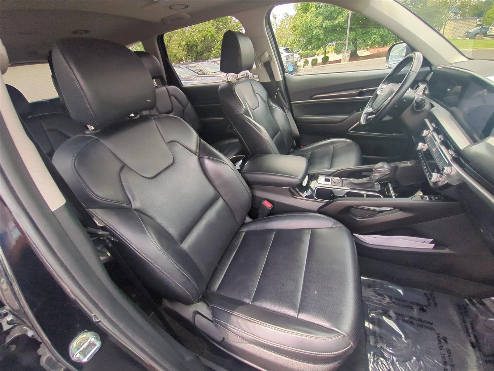Used 2025 Ebony Black Kia S image 41
