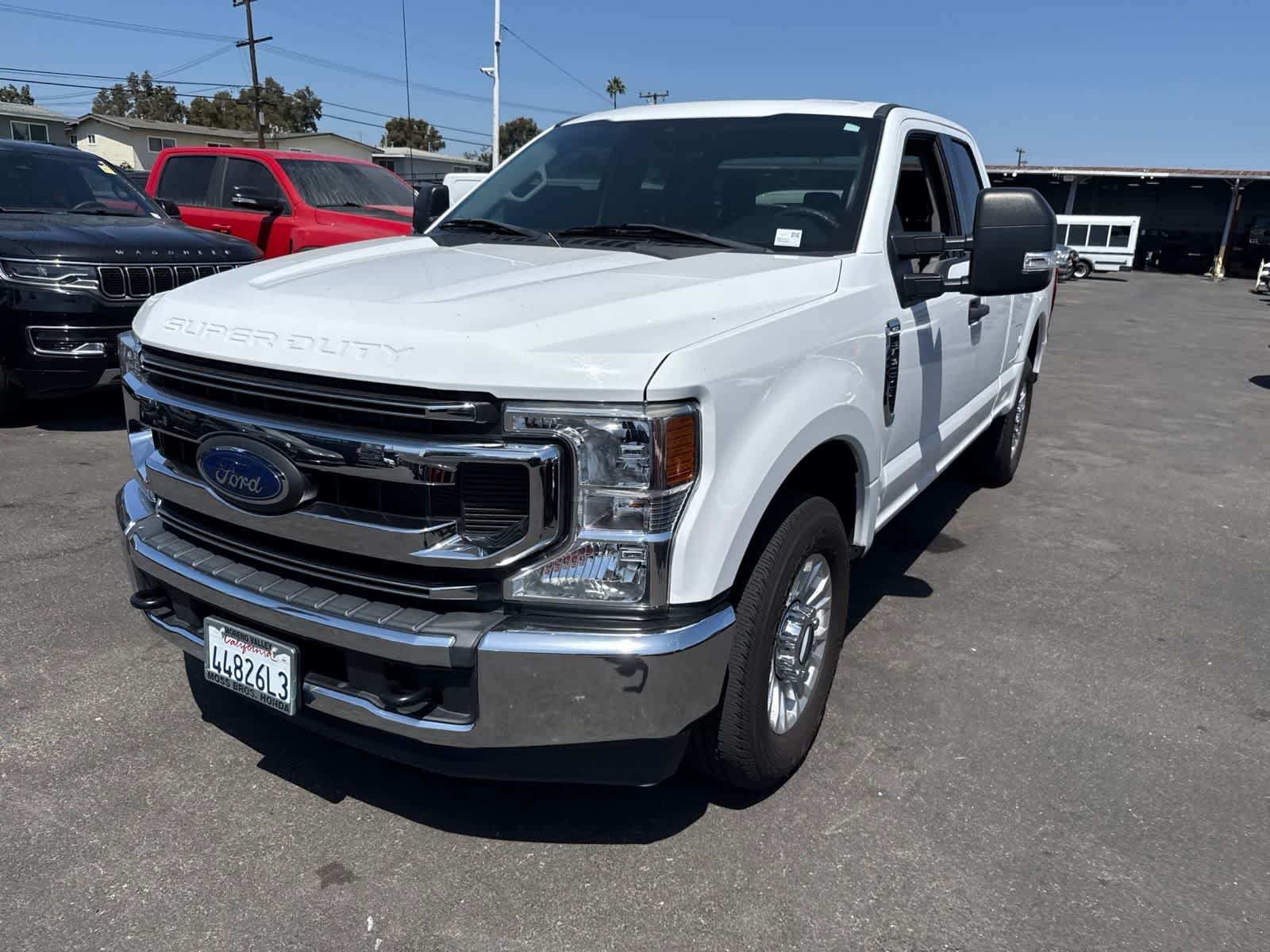 Used 2021 Oxford White Ford XLT image 1