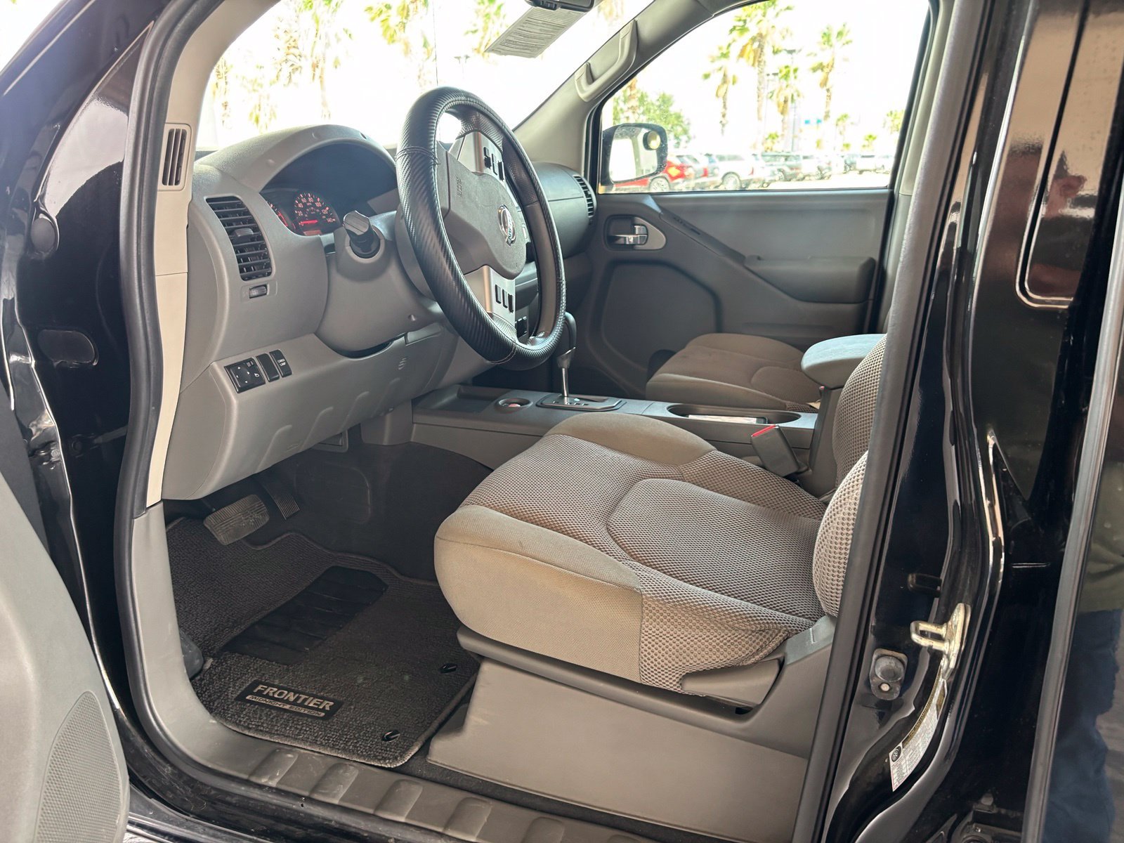 Used 2020 Black Nissan SV image 7