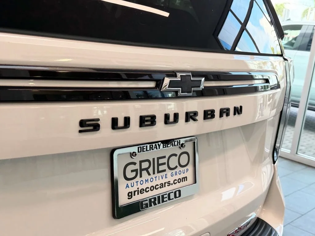 Used 2023 SUMMIT WHITE Chevrolet RST image 15