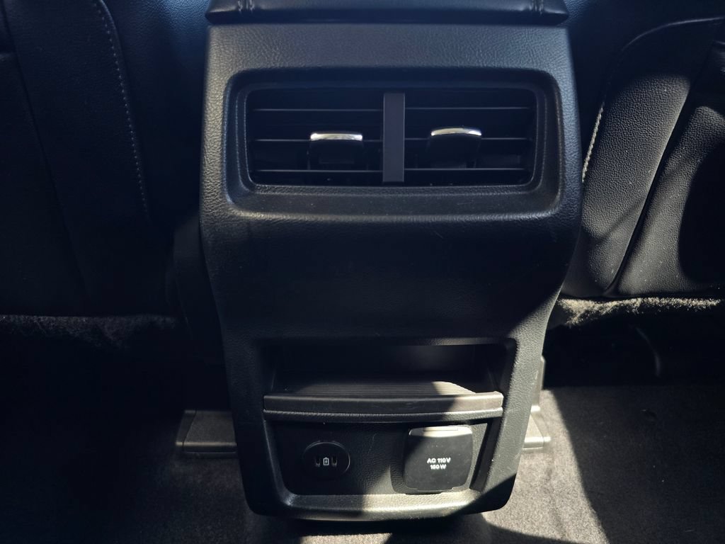 Used 2024 Black Ford Titanium image 38