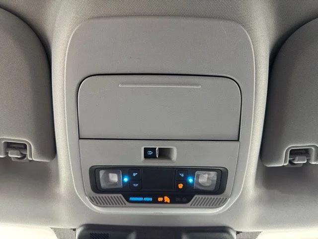 Certified Used 2021 Blue Metallic Ford XLT image 14