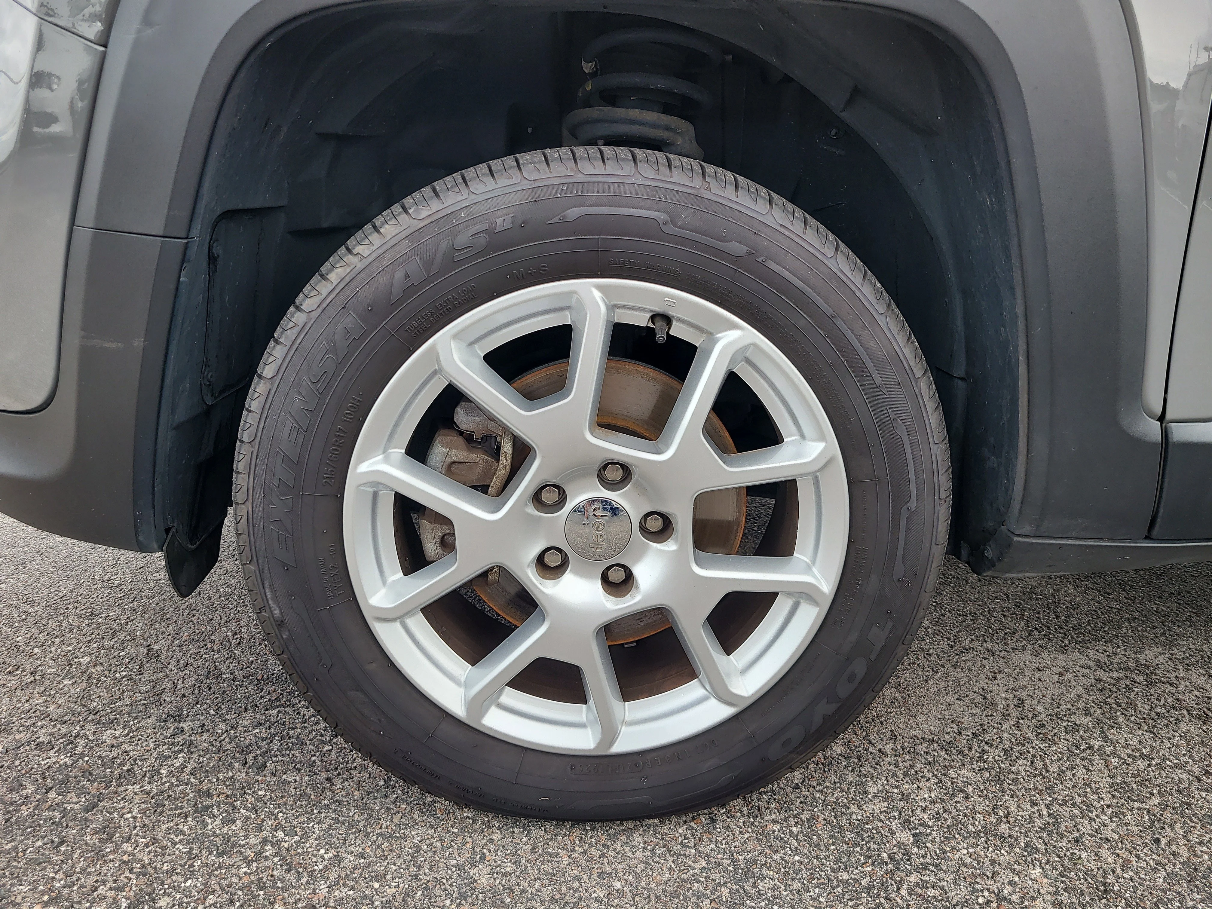 Used 2021 Sting-Gray Clearcoat Jeep Limited image 9