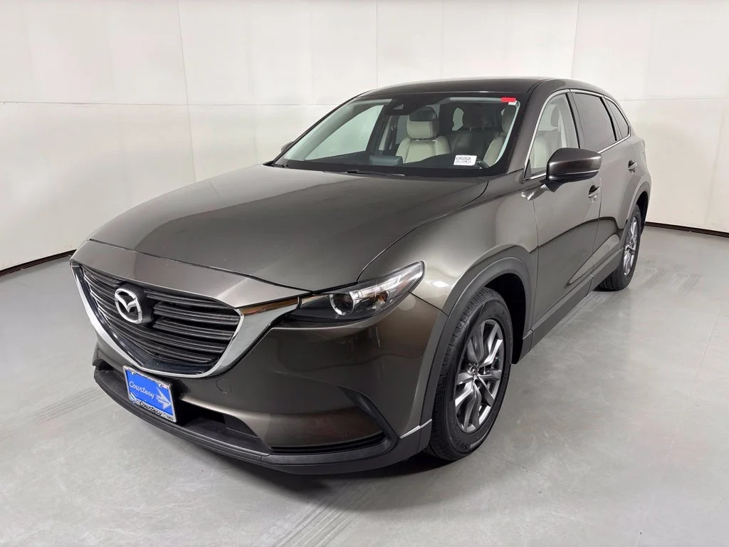Used 2018 Silver Mazda Sport image 4
