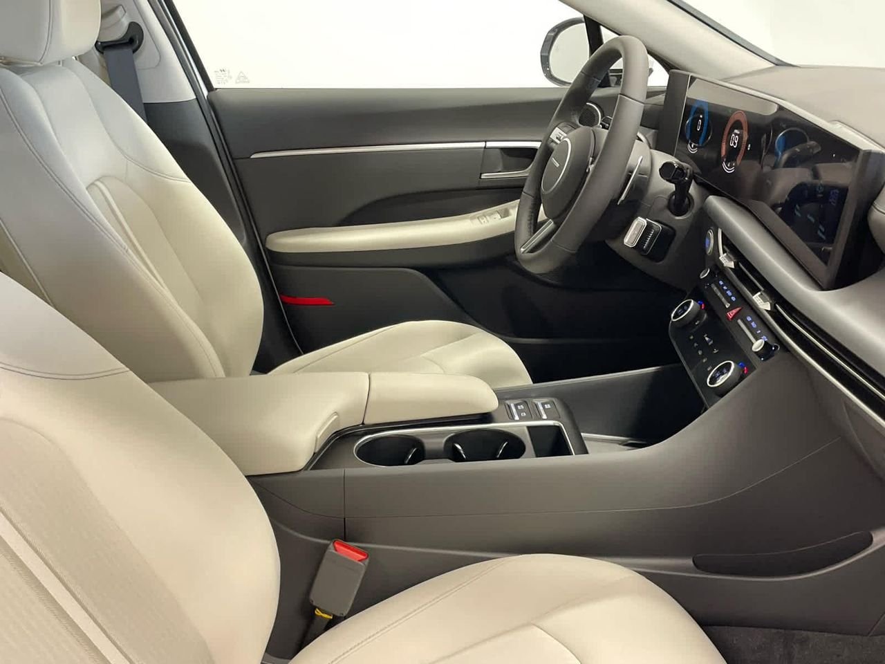 2026 Hyundai Sonata SEL - Photo 38